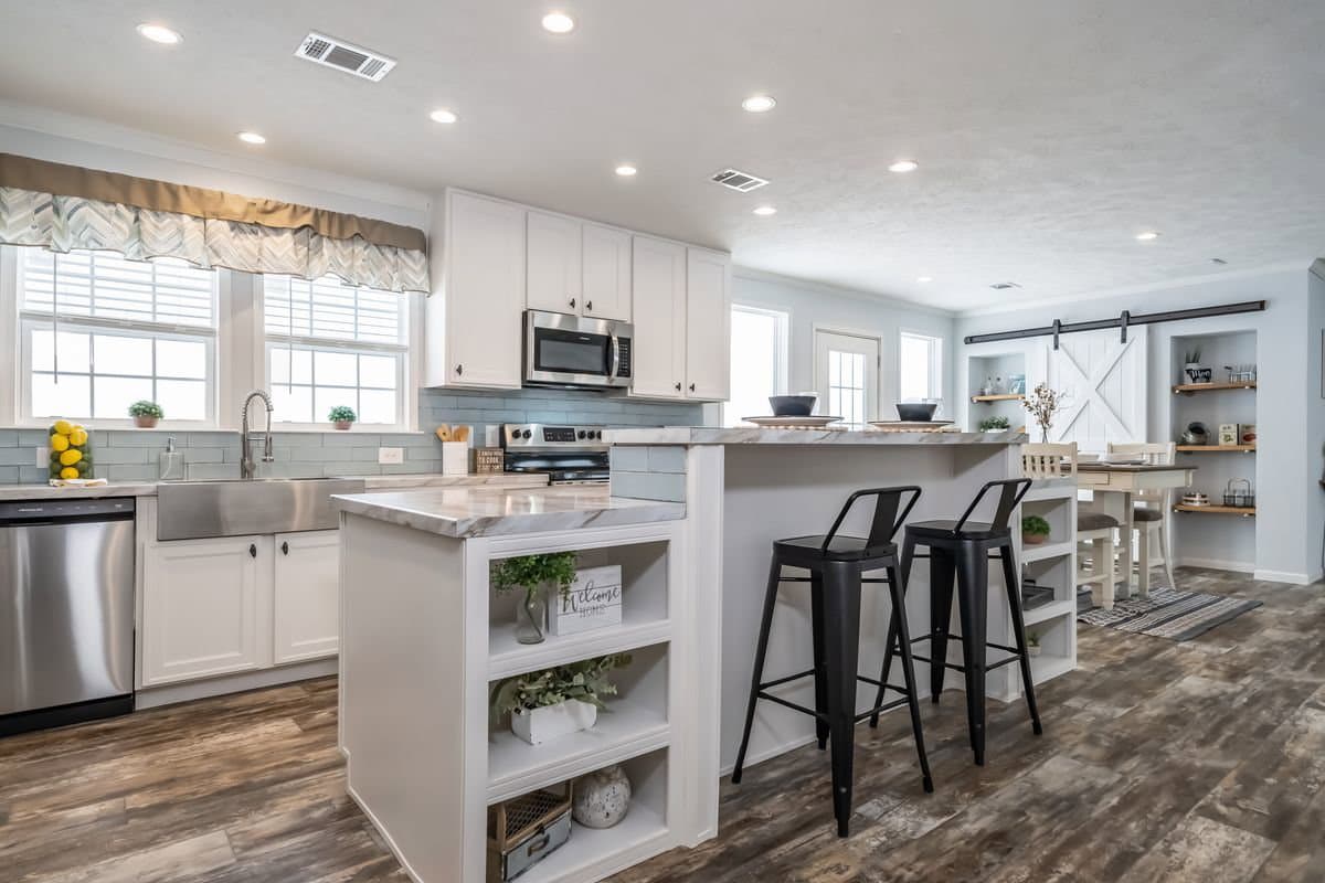 The leahy kitchen home features