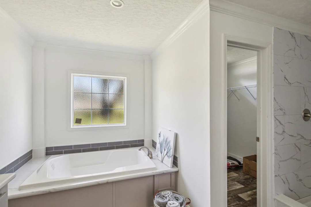 Freedom bathroom home features