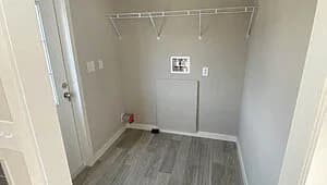 Legend 3260495 interior home features