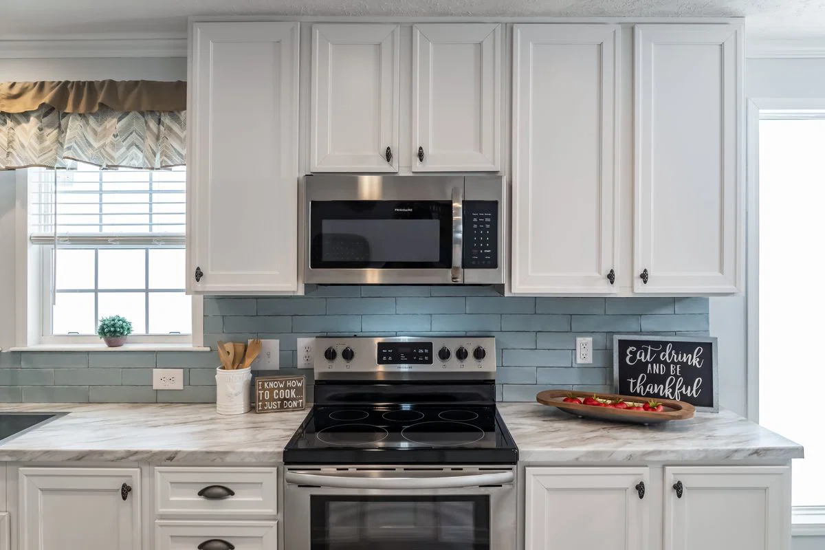 The leahy kitchen home features