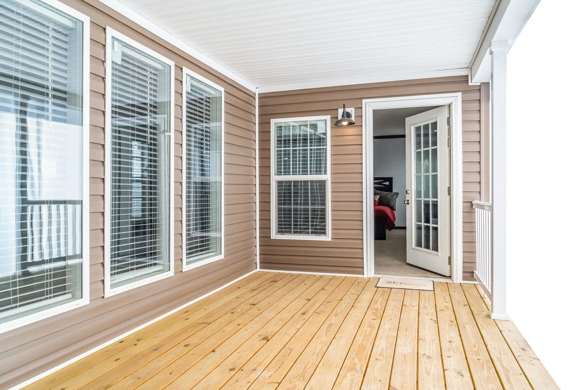 The turner exterior home features