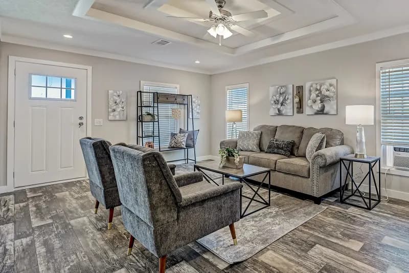 Champion community 2856443 interior home features