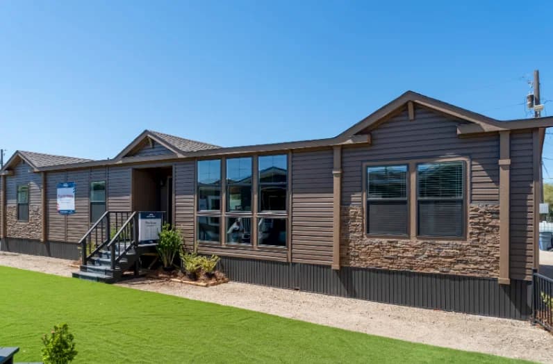 The keep hero, elevation, and exterior home features