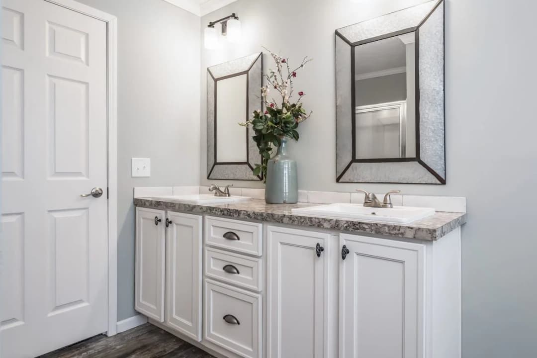 The jefferson bathroom home features